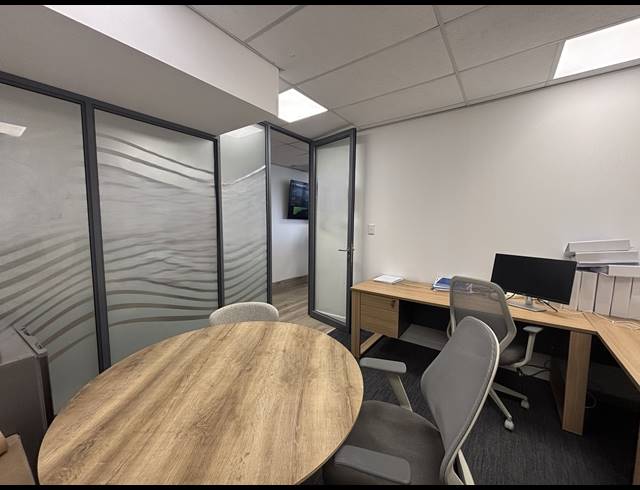 967M² OFFICE TO LET IN PLATTEKLOOF 1